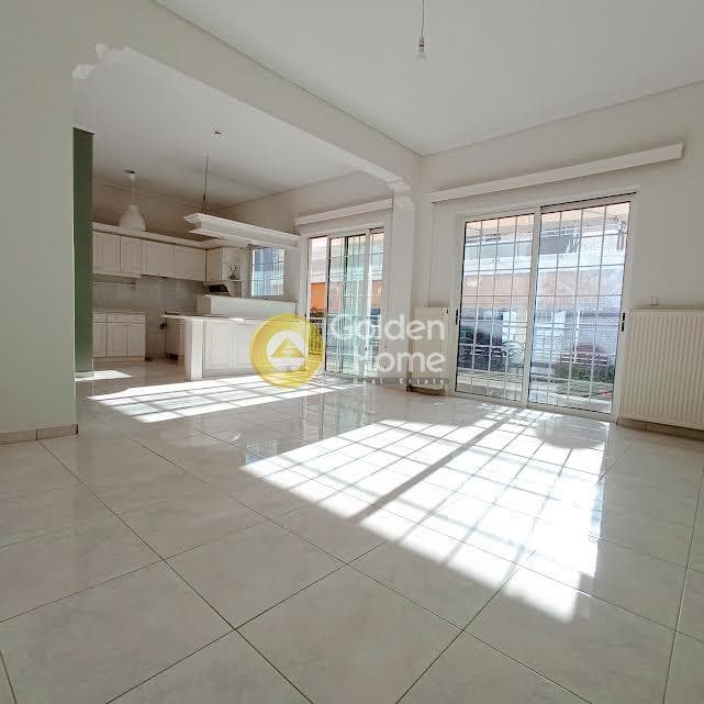 Apartment in Aspra Chomata, Nikaia — Photo 1 of 31