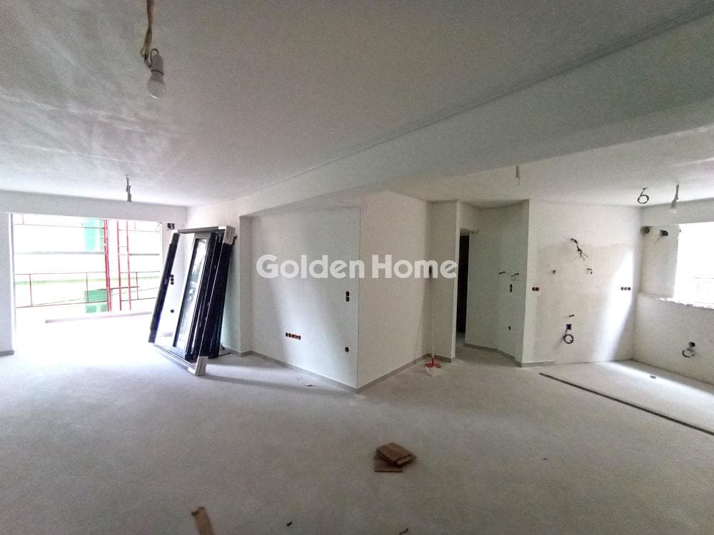 Apartment in Neo Pagkrati, Vironas — Photo 1 of 8