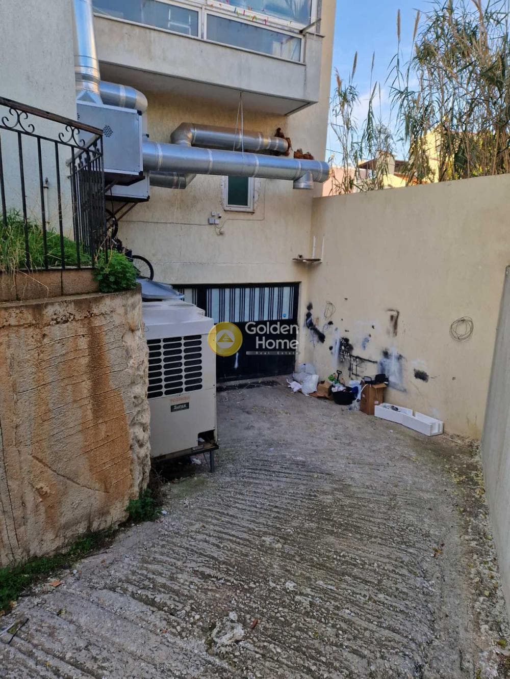 Warehouse in Ano Glyfada, Glyfada — Photo 1 of 2