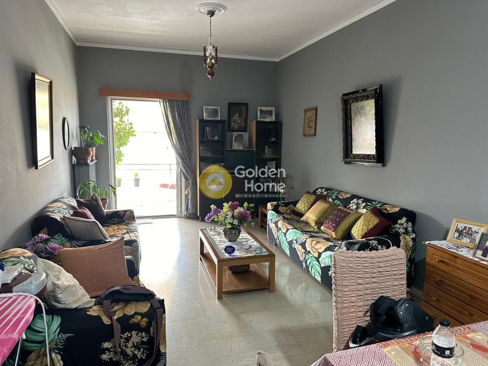 Apartment in Kokkinovrachos, Keratsini — Photo 1 of 6