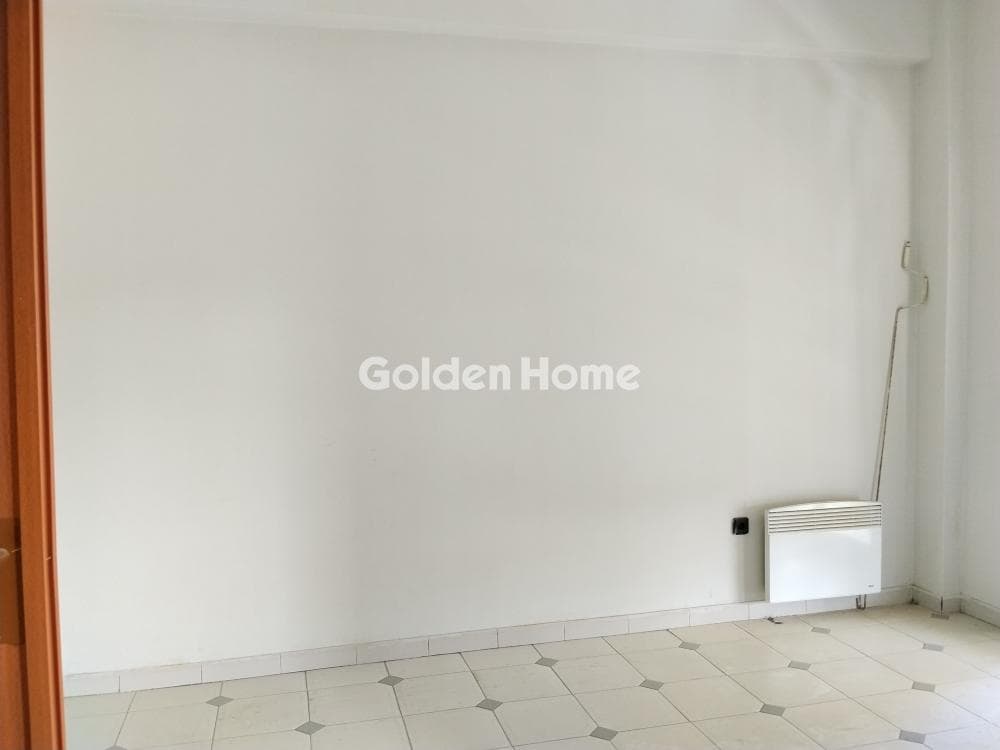 Apartment in Kaminia, Piraeus — Photo 17 of 52