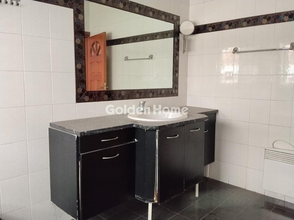 Apartment in Kaminia, Piraeus — Photo 34 of 52