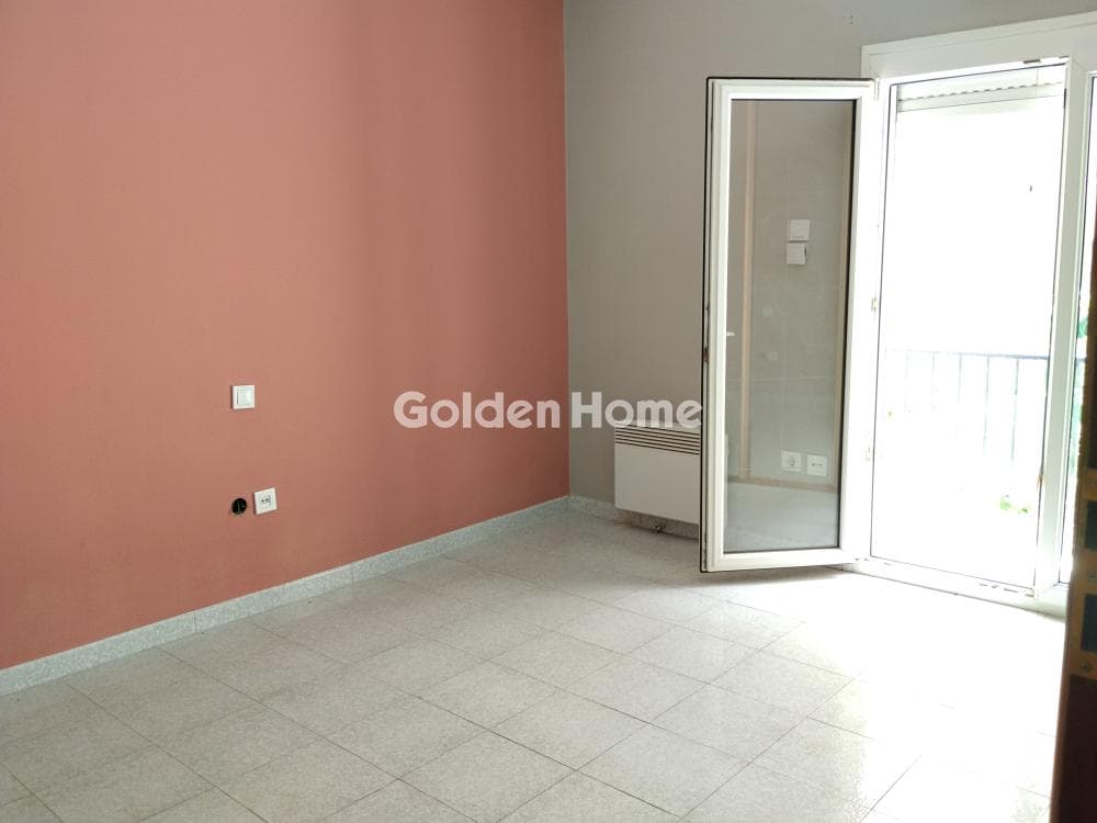 Apartment in Kaminia, Piraeus — Photo 42 of 52