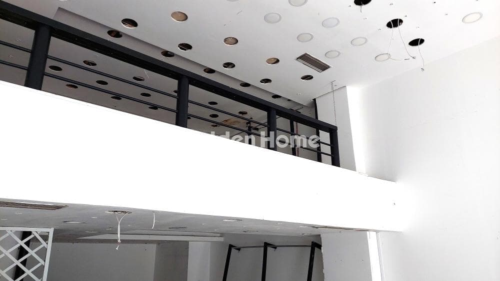 Κατάστημα στην Μουσείο, Εξάρχεια - Νεάπολη — Φωτογραφία 1 από 9