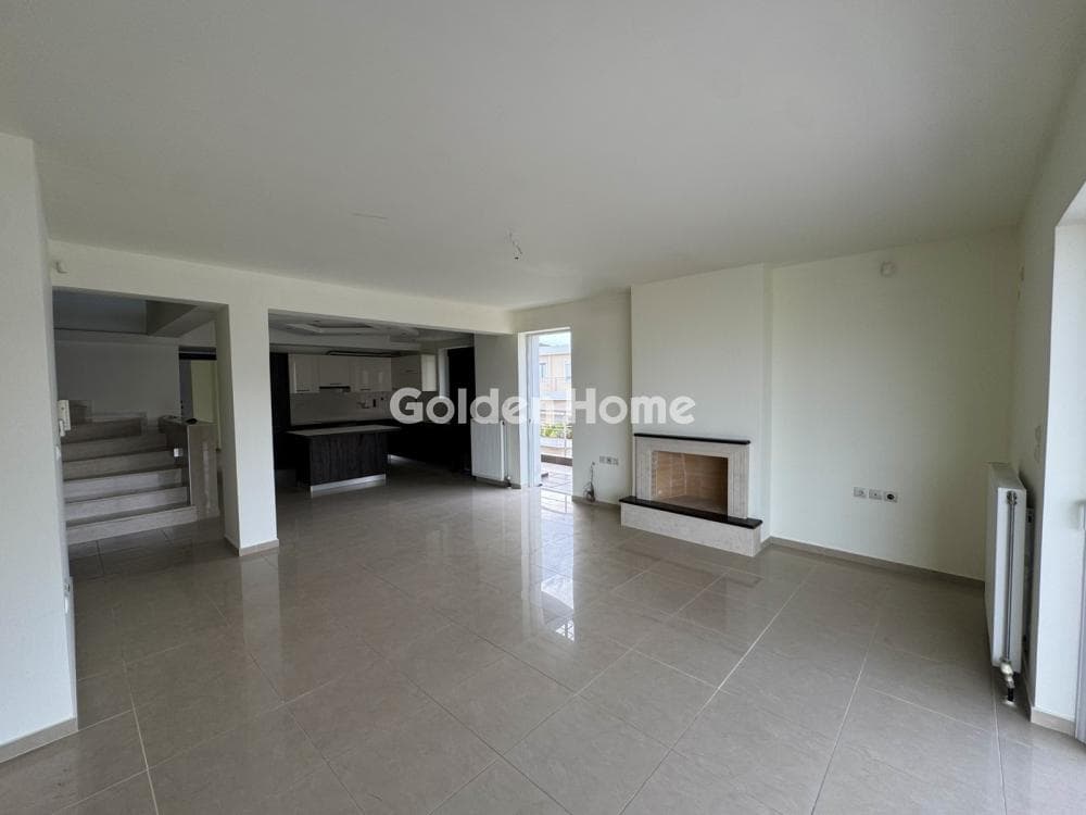 Apartment in Cemetery, Nikaia — Photo 2 of 32