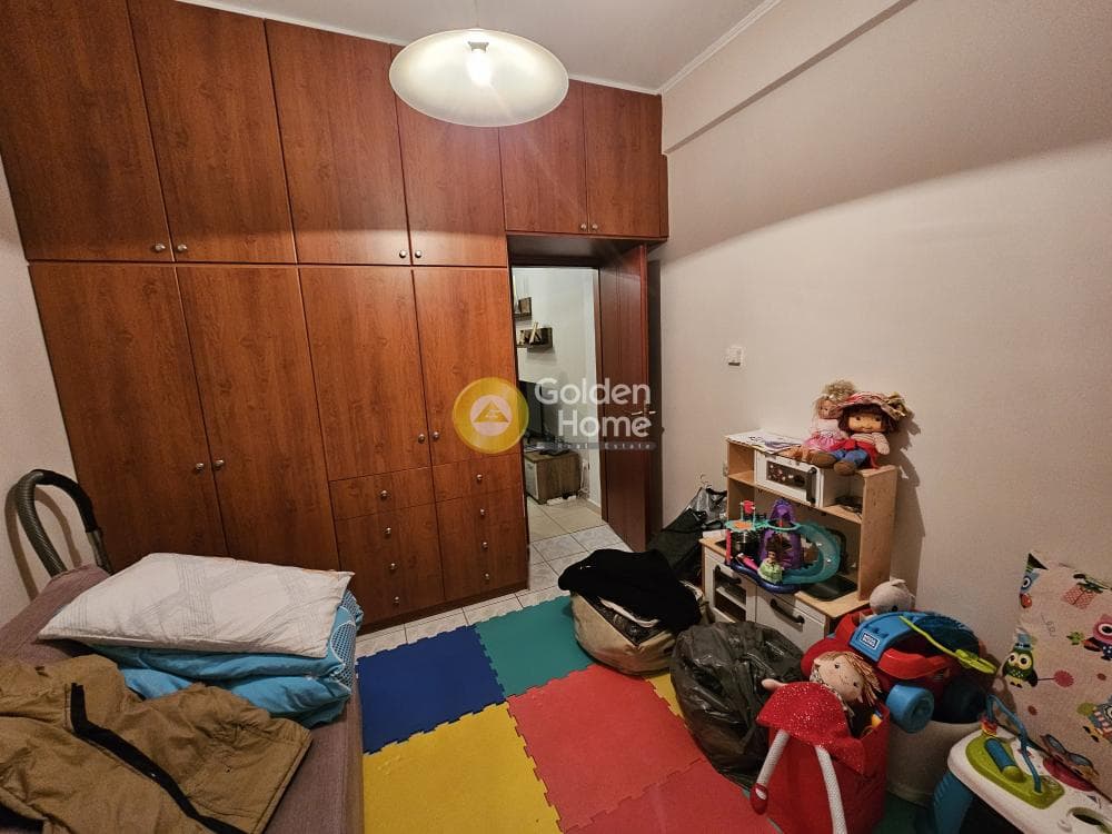 Apartment in Kareas, Vironas — Photo 4 of 10