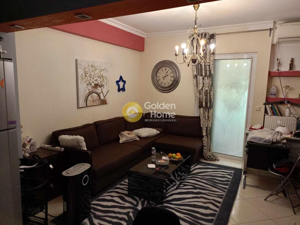 Apartment in Platia Kipselis, Kipseli — Photo 1 of 17