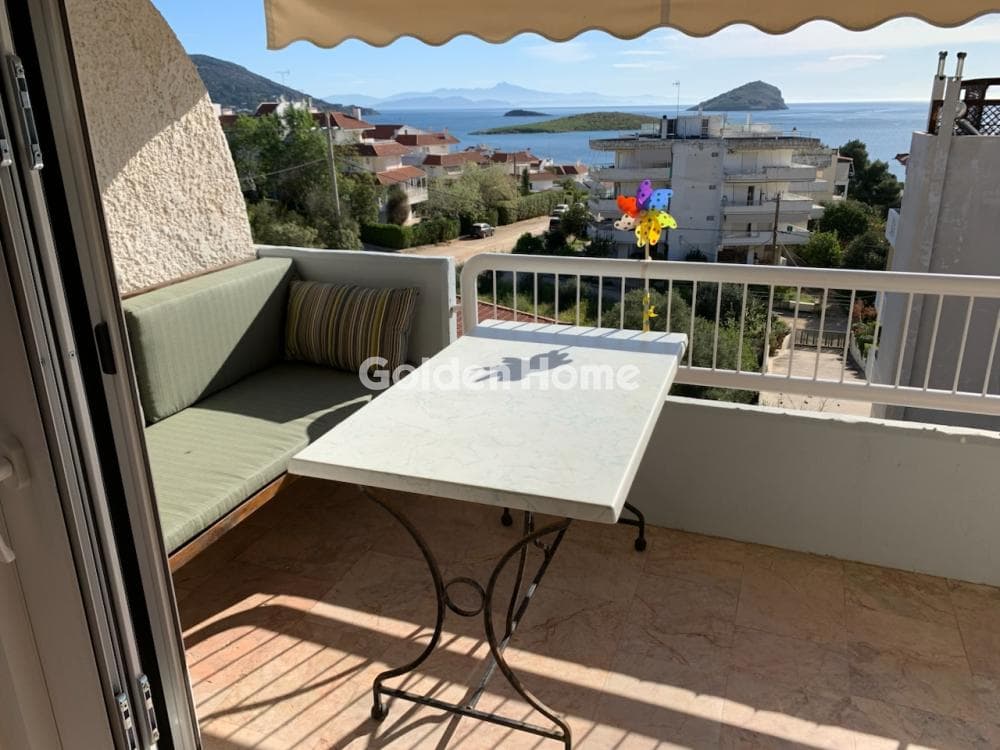 Apartment in Porto Rafti, Vravrona — Photo 1 of 10