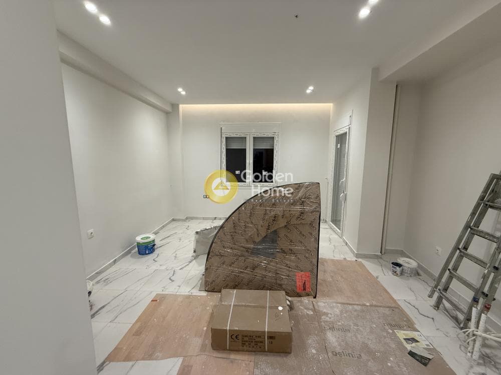Apartment in Platia Karitsi, Kentro — Photo 3 of 8