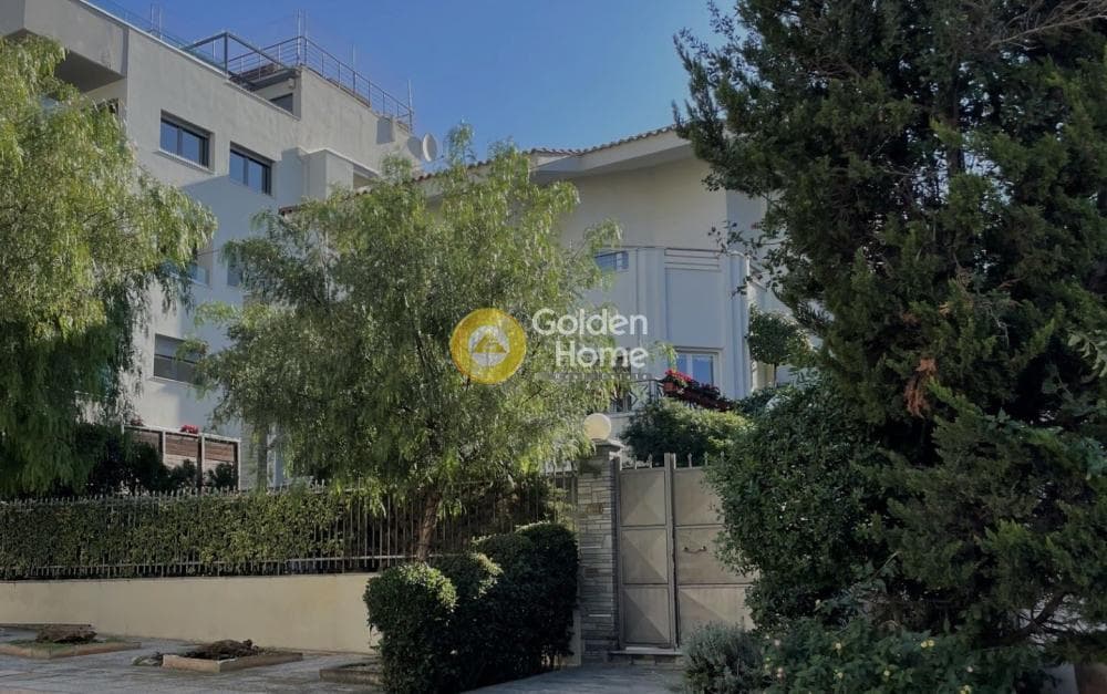 House in Aixoni, Glyfada