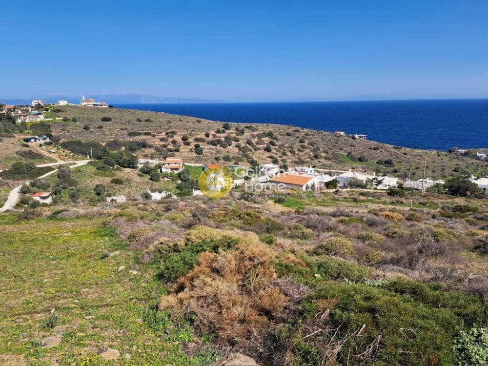 Αγροτεμάχιο στην Μικρολίμανο, Λαύριο — Φωτογραφία 2 από 3