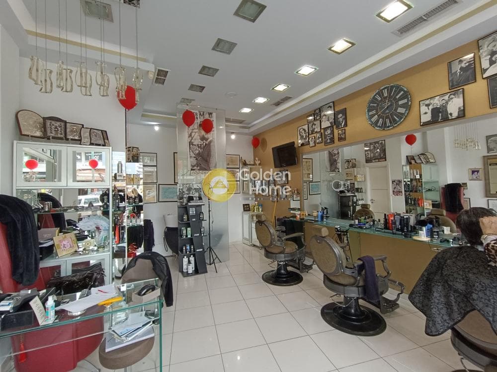 Retail Store in Mpournazi, Peristeri — Photo 1 of 10