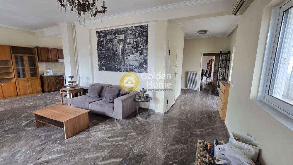 Apartment in Chatzikiriakeio, Piraeus — Photo 4 of 11
