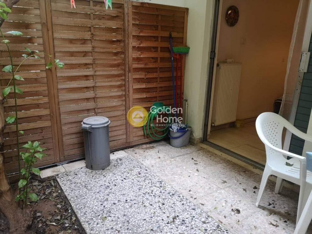 Apartment in Alsos, Nea Smyrni — Photo 1 of 11