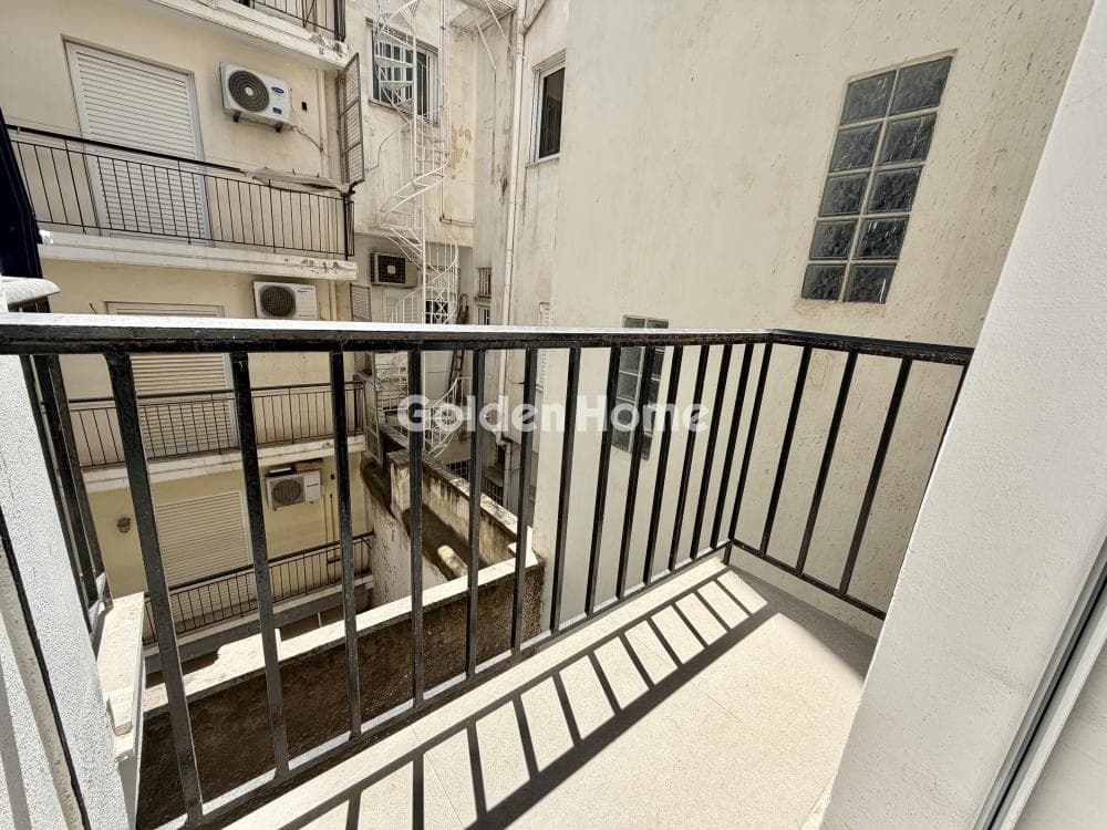 Apartment in Freattida, Piraeus — Photo 19 of 22