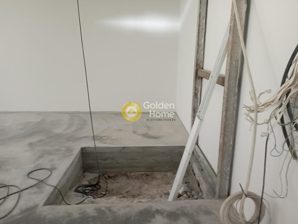 Retail Store in Center, Thermi — Photo 10 of 14
