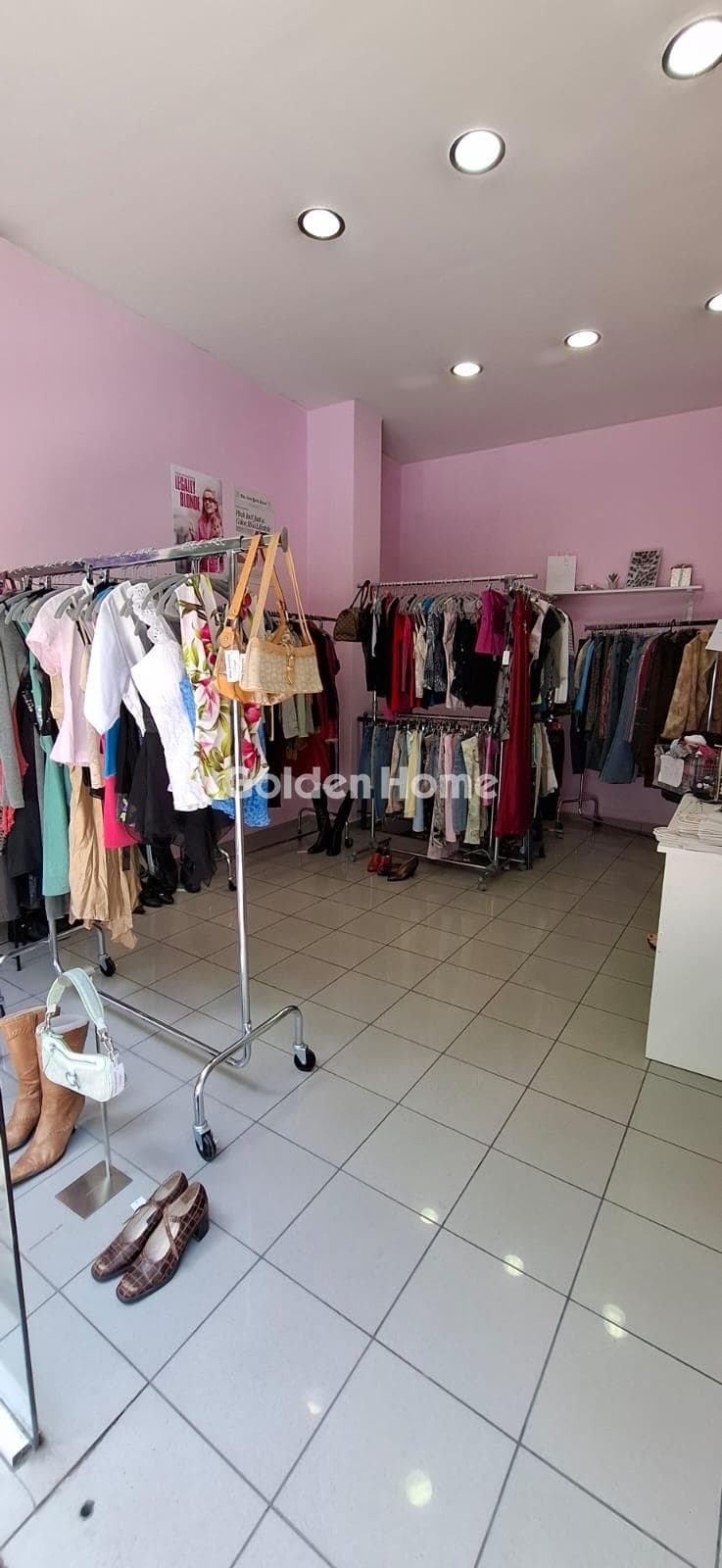 Κατάστημα στην Άγιος Γεώργιος, Κολωνάκι - Λυκαβηττός — Φωτογραφία 1 από 4