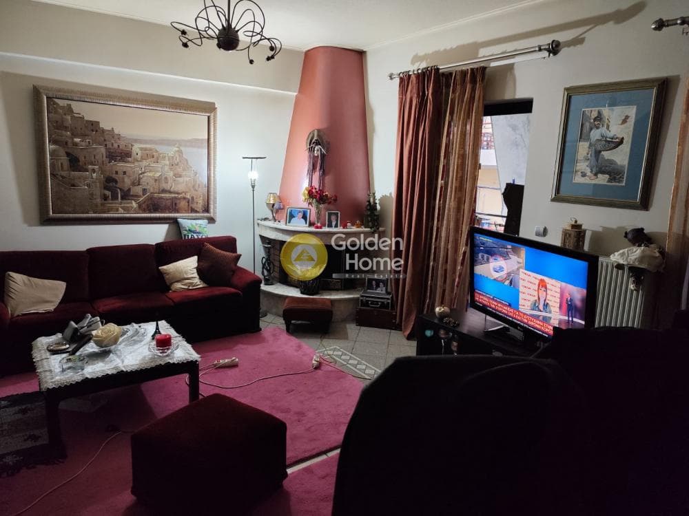 Apartment in Maniatika, Piraeus — Photo 1 of 22
