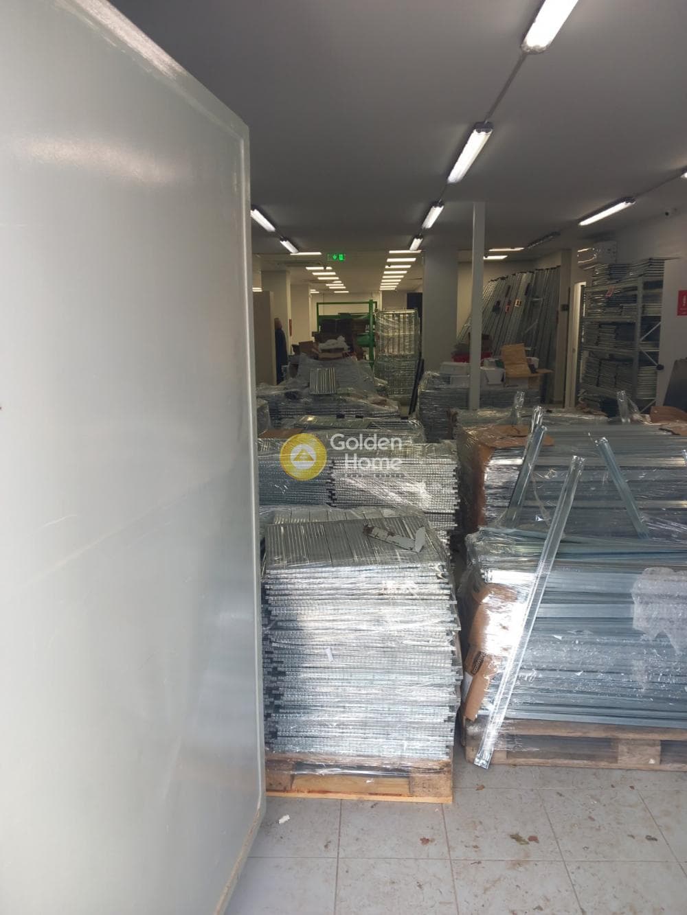 Retail Store in Achladia, Aigaleo — Photo 21 of 32
