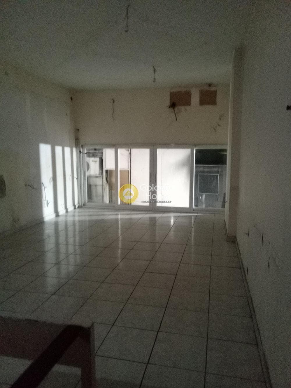Κατάστημα στην Πλατεία Κάνιγγος, Εξάρχεια - Νεάπολη — Φωτογραφία 3 από 4