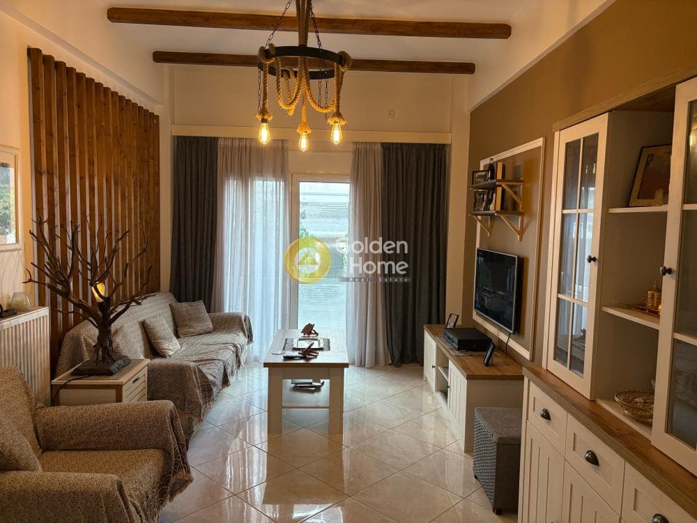 Apartment in Agios Ioannis Chrisostomos, Nikaia — Photo 4 of 16