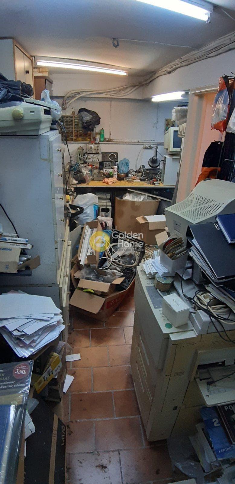 Retail Store in Charokopou, Kalithea — Photo 8 of 9