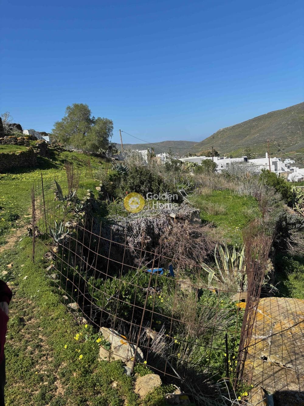 Οικόπεδο στην Περάστρα, Τήνος