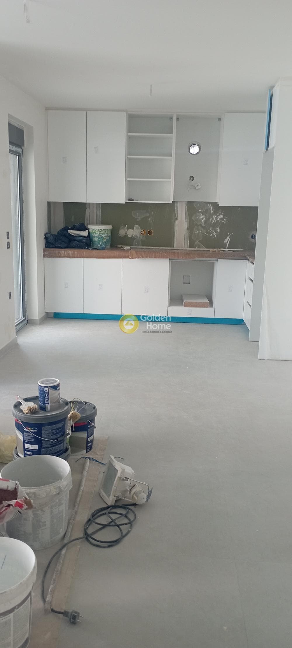 Apartment in Center, Metamorfosi — Photo 2 of 13