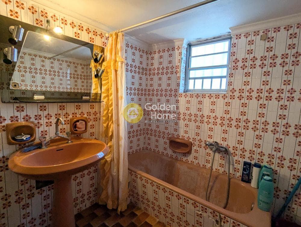 House in Agia Triada, Paiania — Photo 13 of 17