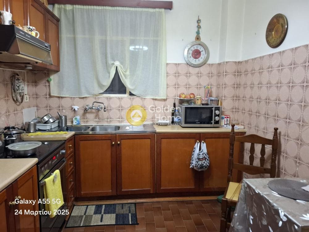 Apartment in Evaggelistria, Nikaia — Photo 2 of 25