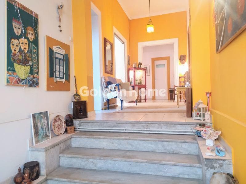 Apartment in Faliro, Koukaki - Makrigianni — Photo 1 of 13