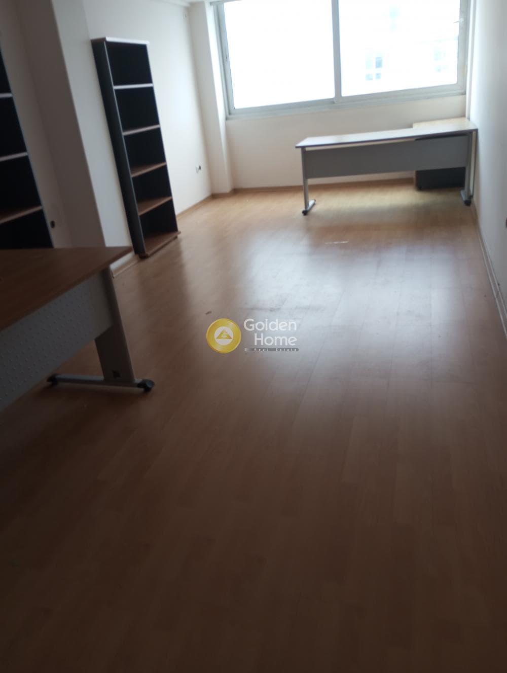 Office in Plateia Vathis, Kentro — Photo 2 of 4
