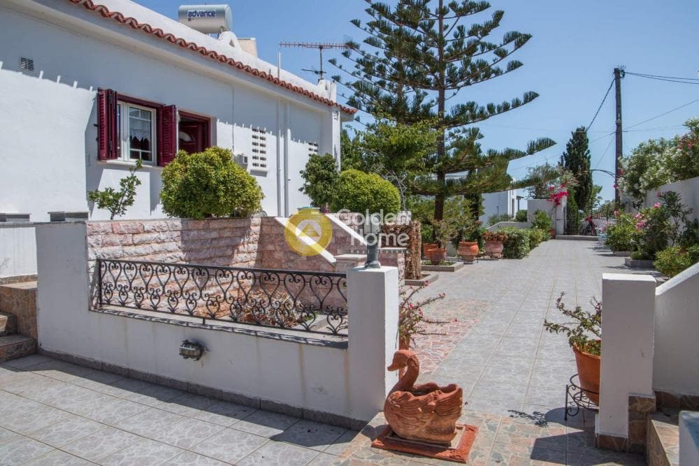 House in Mpatsi, Andros — Photo 21 of 25