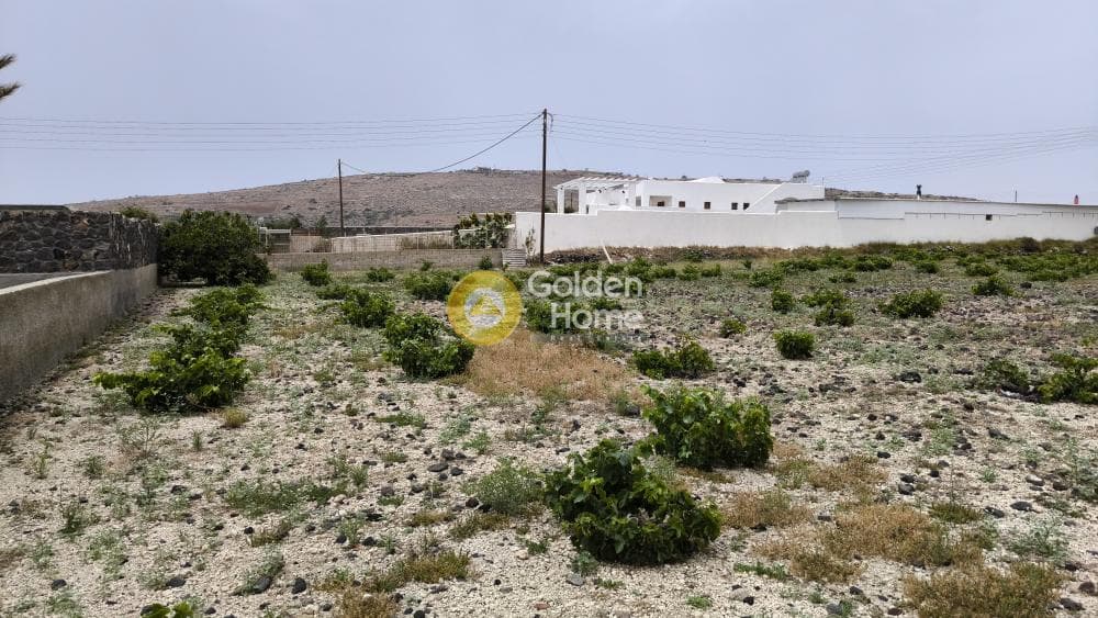 Αγροτεμάχιο στην Καμάρι, Σαντορίνη — Φωτογραφία 1 από 4