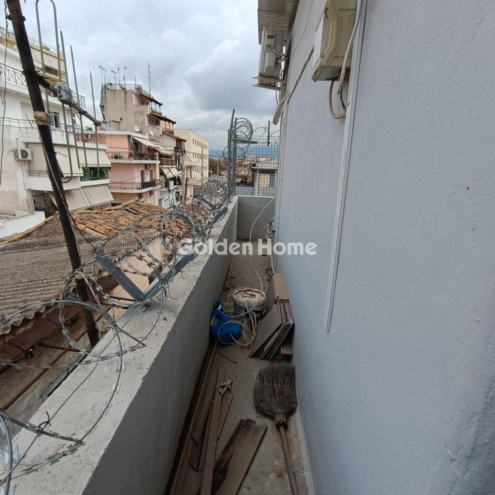 Apartment in Agia Sofia, Piraeus — Photo 4 of 5