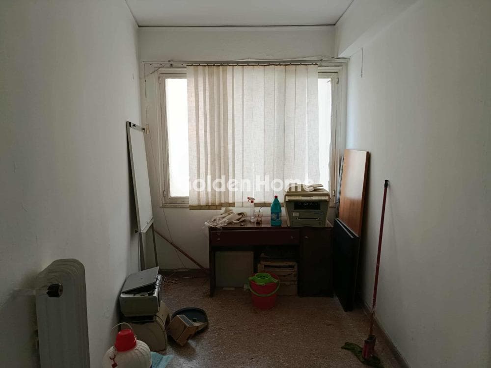 Office in Diilistiria, Piraeus — Photo 4 of 9
