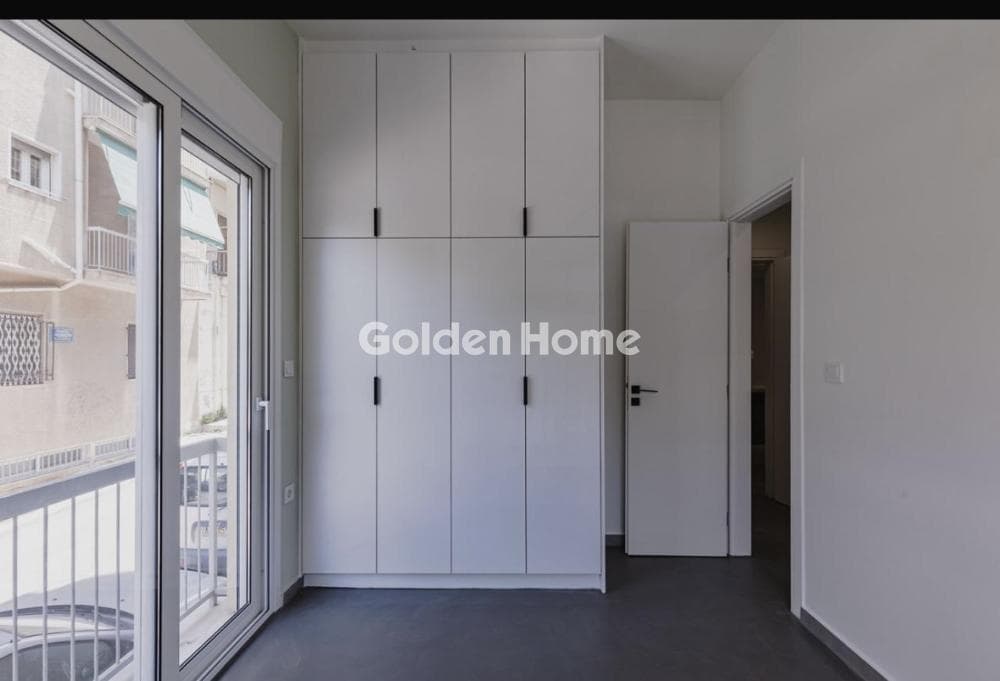 Apartment in Center, Neos Kosmos — Photo 9 of 25