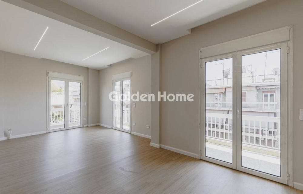 Apartment in Agios Ioannis, Neos Kosmos — Photo 7 of 25