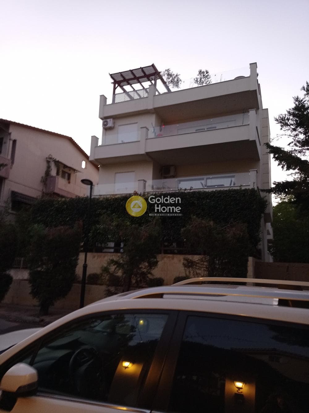 Parking Space in Kefalari, Kifisia — Photo 1 of 3