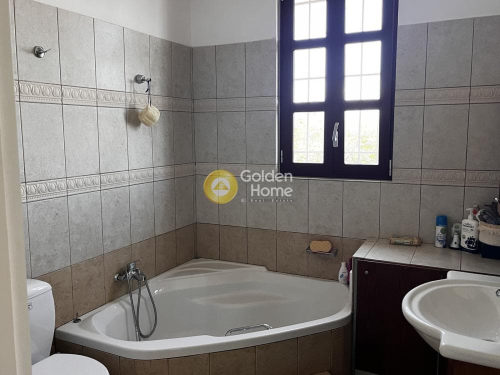 House in Agios Georgios, Methana — Photo 8 of 27