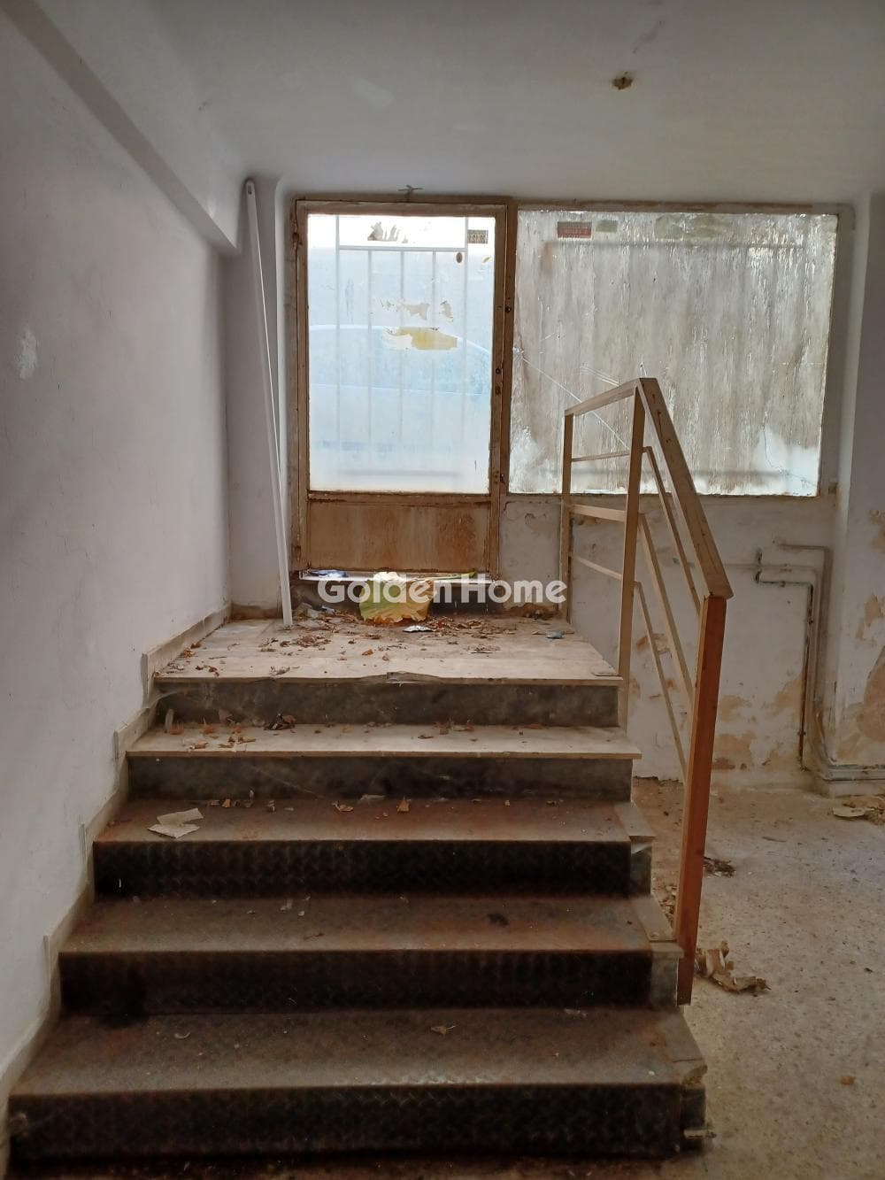 Κατάστημα στην Βέργα, Αττική — Φωτογραφία 1 από 19