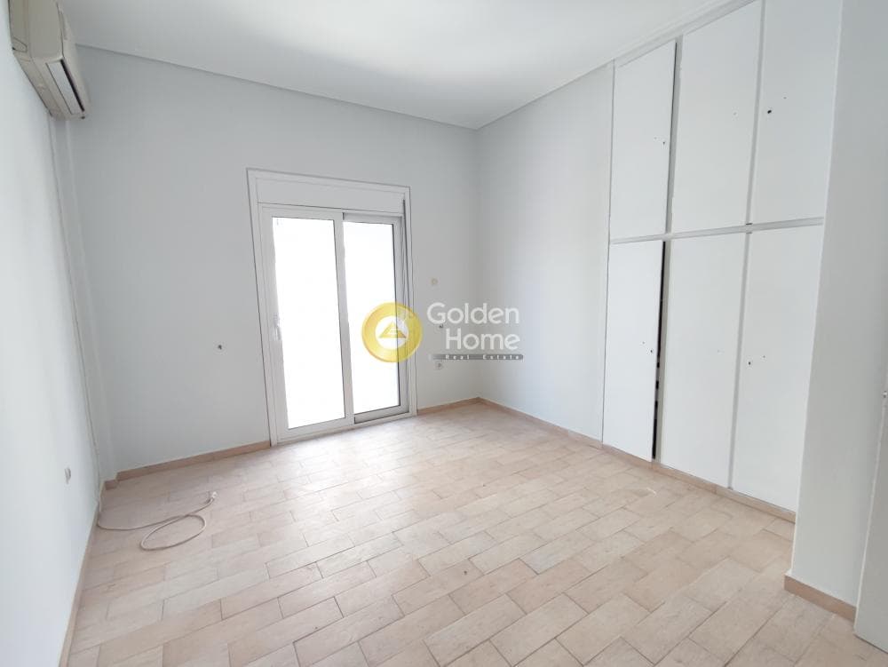 Apartment in Agios Vasileios, Piraeus — Photo 14 of 32