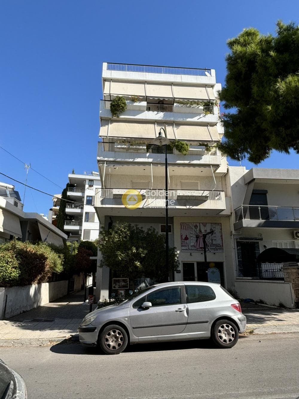 Warehouse in Ano Glyfada, Glyfada — Photo 1 of 2