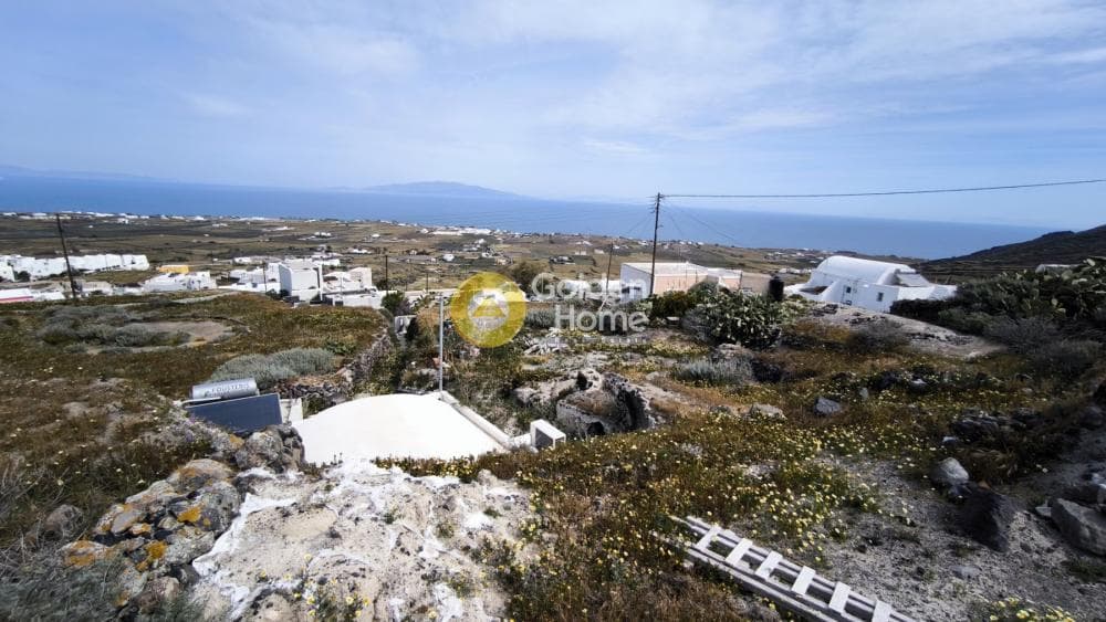Building Plot in Oia, Santorini — Photo 1 of 12