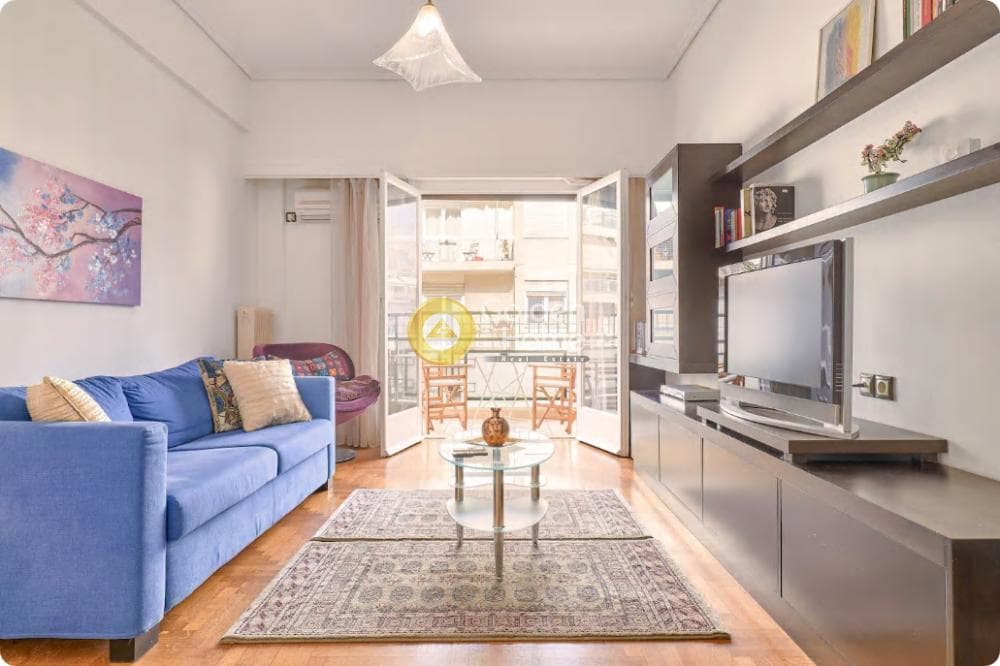 Apartment in Mouseio, Exarchia - Neapoli — Photo 2 of 18
