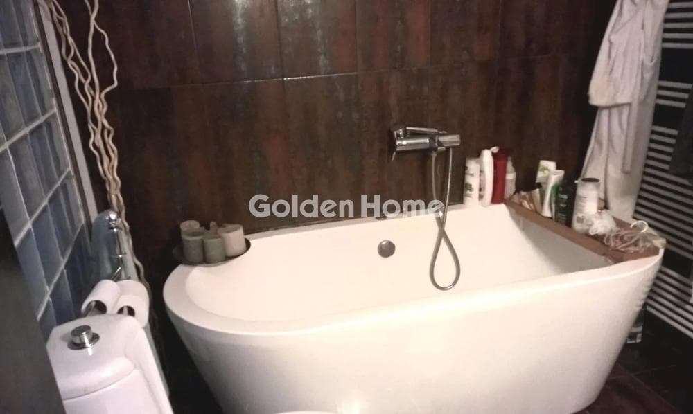 Apartment in Exarcheia, Exarchia - Neapoli — Photo 20 of 21