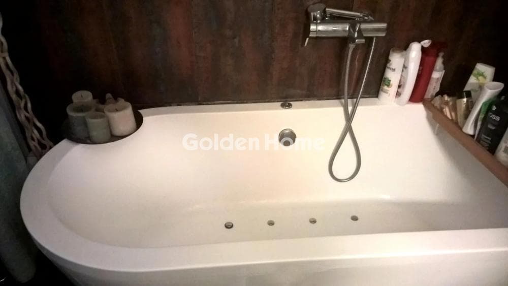Apartment in Exarcheia, Exarchia - Neapoli — Photo 19 of 21