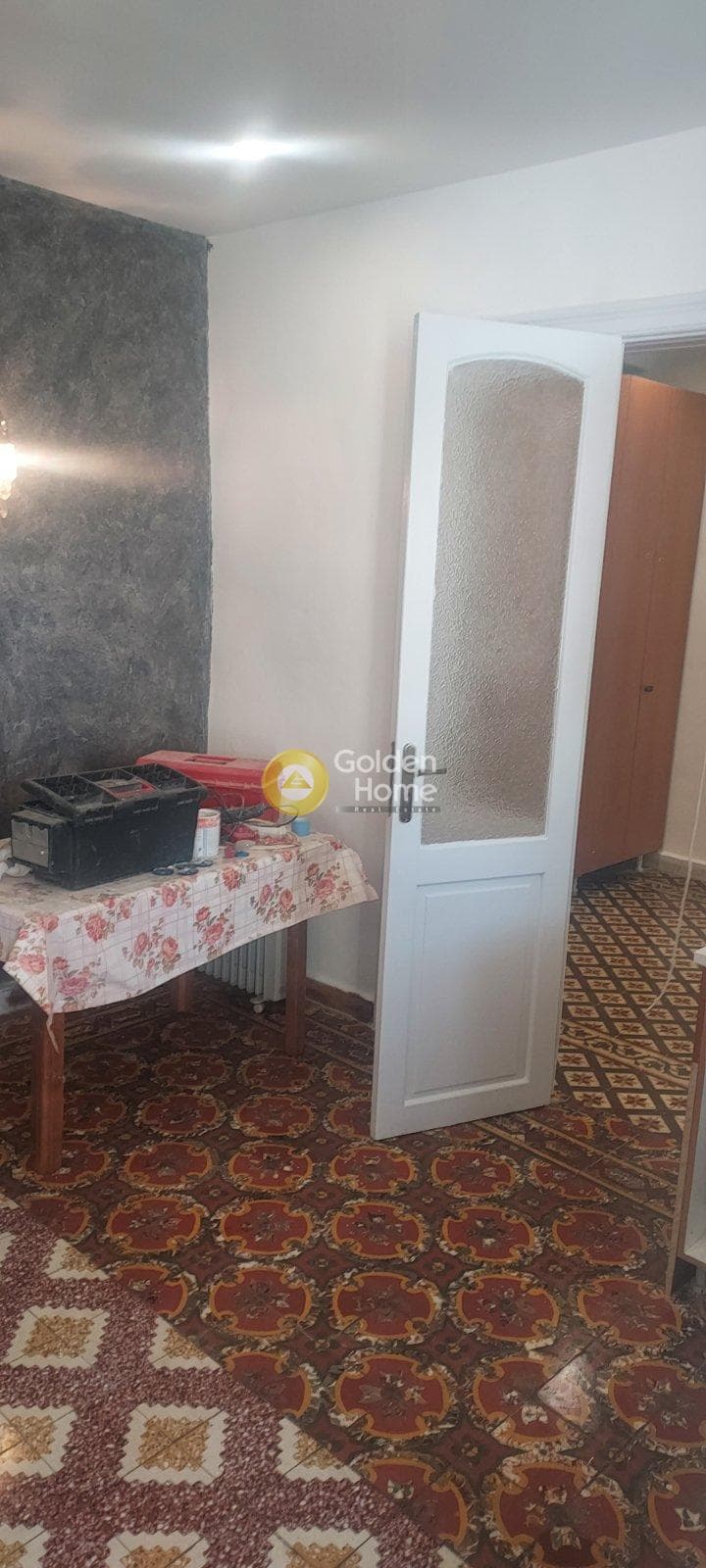 Apartment in Tampouria, Nikaia — Photo 2 of 11