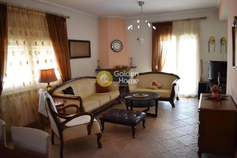 House in Sozopoli, Triglia — Photo 1 of 28