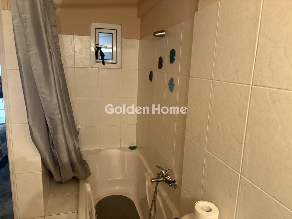 Apartment in Agios Ioannis Chrisostomos, Nikaia — Photo 11 of 14
